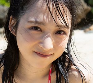 AKB48小栗有以1st写真集発売決定！初めての水着、初めてのお風呂姿も