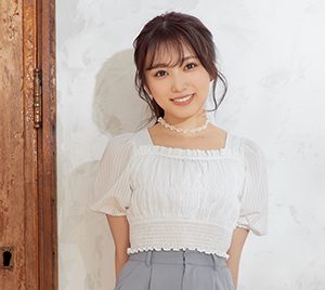 HKT48矢吹奈子とファッションブランドがコラボ、“小柄女性を綺麗に魅せる”