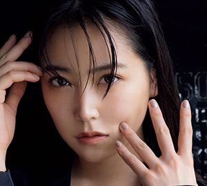 元NMB48白間美瑠、“週プレ”表紙＆巻頭グラビアを飾る