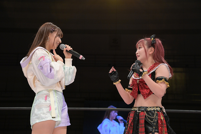 「東京女子プロレス」試合前に行われたSKE48ミニライブ