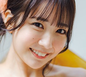 「＃2i2」天羽希純の最新撮…キュートな笑顔と抜群のスタイルを披露