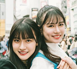 SKE48林美澪、東京で休みがあったら「竹下通りに行きたい」、岡本彩夏「アイドルの聖地巡礼をしたい」超世代コンビが渋谷に現る