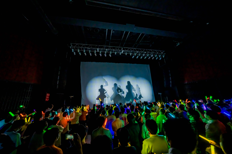 2ndワンマンライブの一都市目となる東京・Spotify O-EAST公演を行ったBunny La Crew