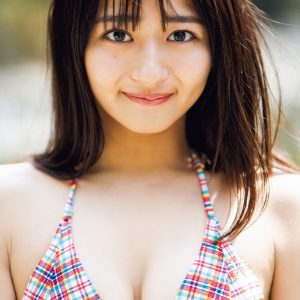 “すみぽん”高倉菫、人気YouTuberが初グラビアに挑戦