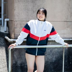 グラビアアイドル山岡雅弥、レスリングで鍛えたパワフルボディー披露