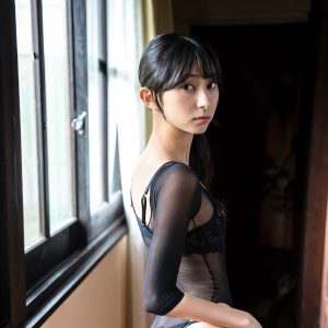 グラビアアイドル桑田彩「なにやら大人っぽい私が…」スレンダースタイルで魅せる最新作
