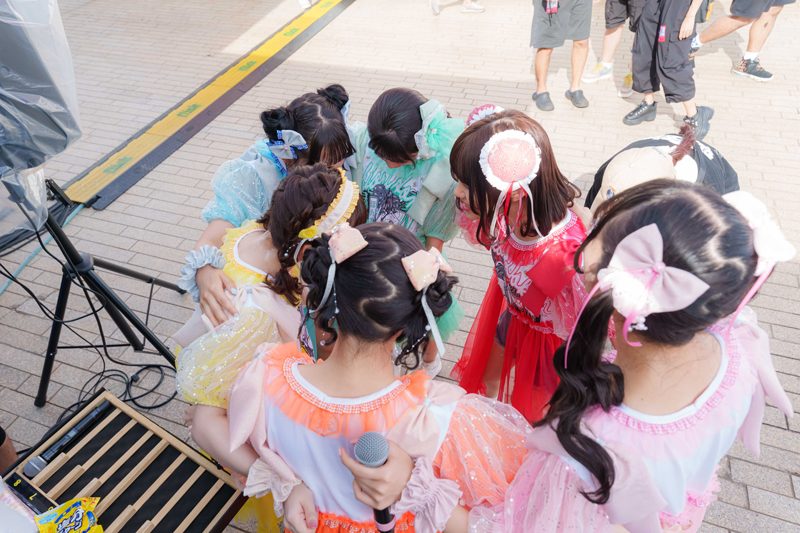 「赤レンガ スプラッシュ祭」を開催したFES☆TIVE／Photo:ポテ ヤマムラ