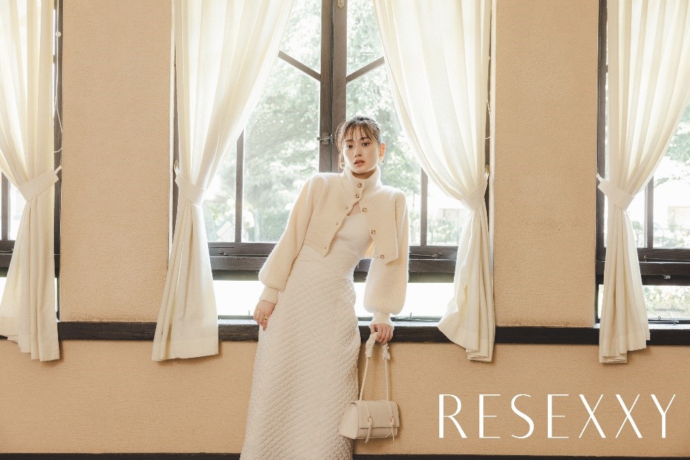 ファッションブランド「RESEXXY」イメージモデルを務める乃木坂46・山下美月