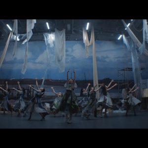 櫻坂46、7thシングル収録・三期生曲『マモリビト』MV公開…センターは小島凪紗