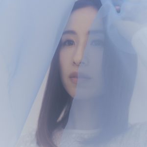 “奇蹟の歌声”Uru、最新シングル「アンビバレント」ジャケ写＆収録曲詳細を発表