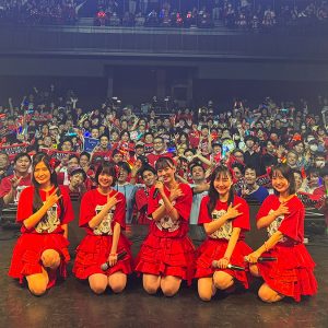 アイドルグループ「九州女子翼」1stワンマンライブを完遂、120分のノンストップLIVEと数々の演出でファンを魅了